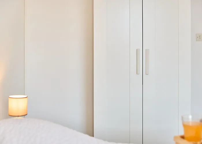 Апартаменты 3 Pilliers Car Parking Near Downtown Quiet *