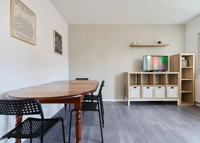 Апартаменты 3 Pilliers Car Parking Near Downtown Quiet