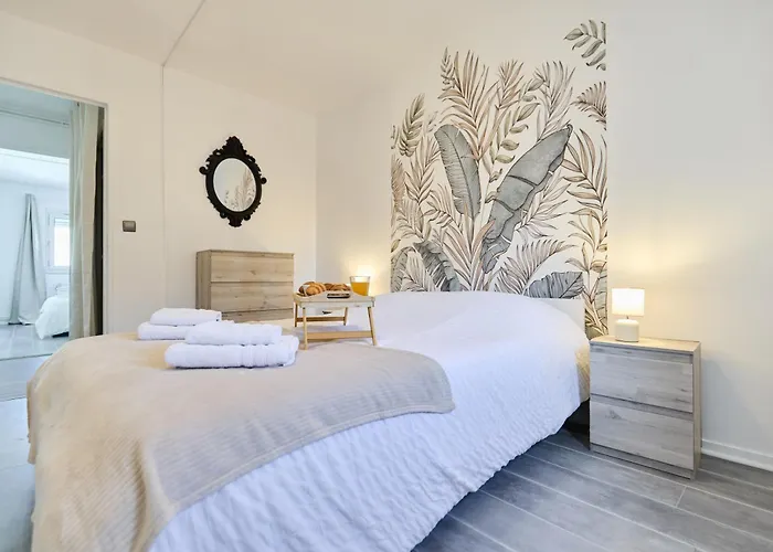 3 Pilliers Car Parking Near Downtown Quiet Апартаменты