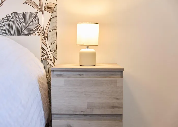 Апартаменты 3 Pilliers Car Parking Near Downtown Quiet