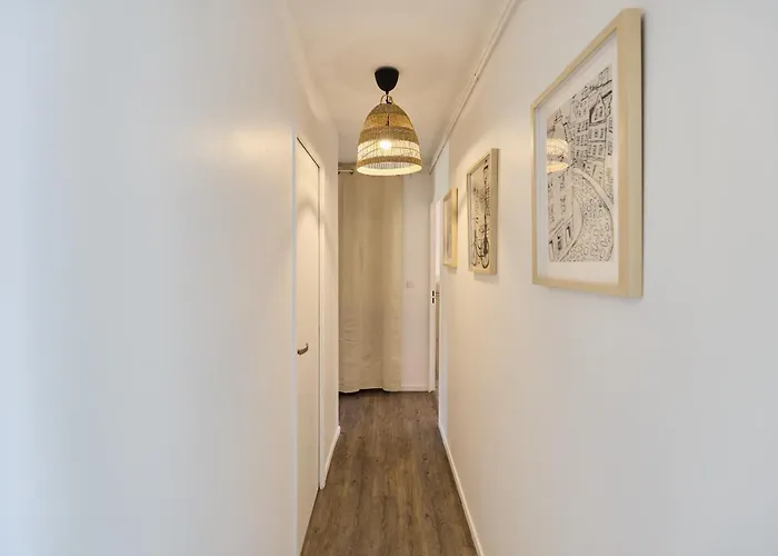 3 Pilliers Car Parking Near Downtown Quiet *